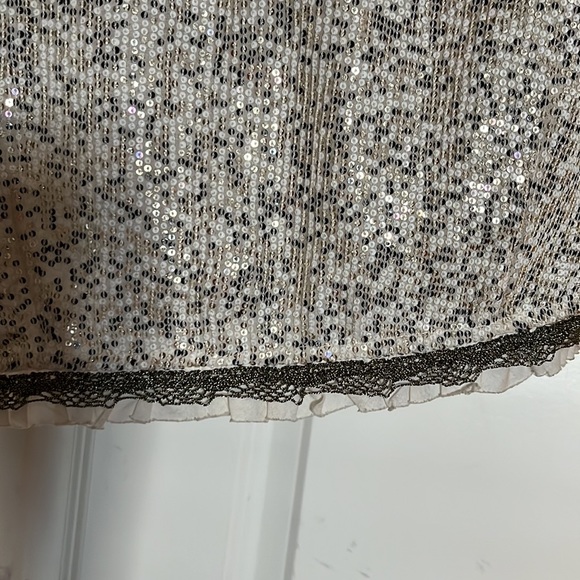 Generra - Picture 6 of 7